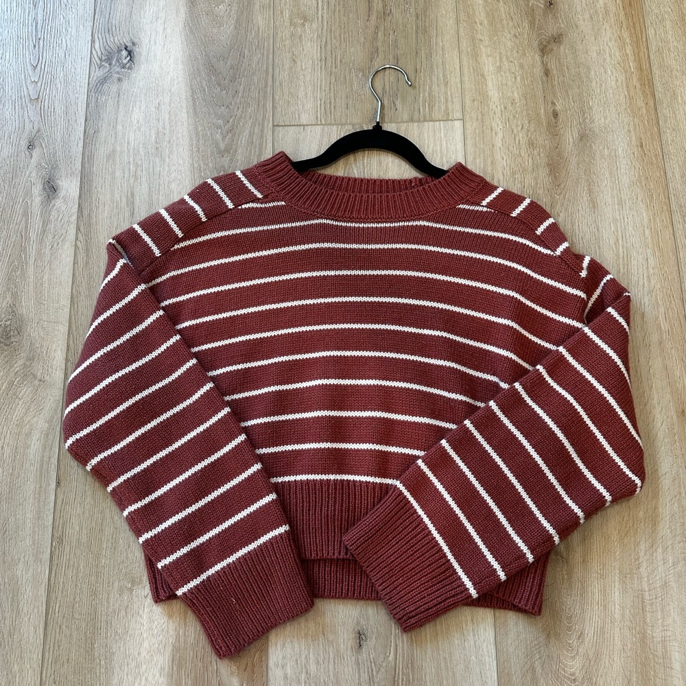 Striped tahari sweater
